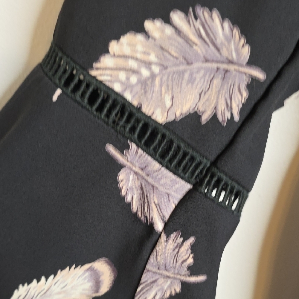 Buddy Love Sz Small Black Dress with Feather Pattern NWOT - Picture 5 of 8